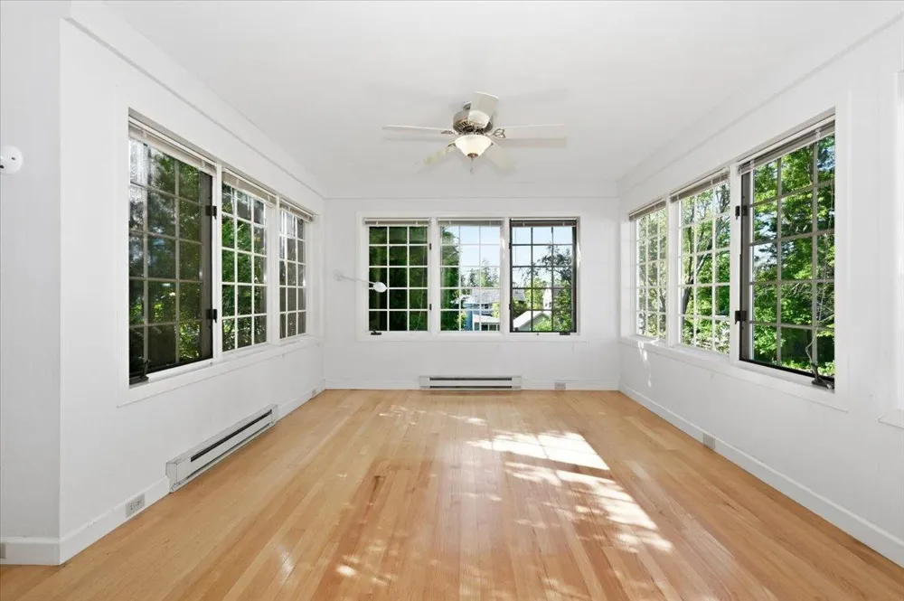130 Laurie Street Duluth, MN 55803