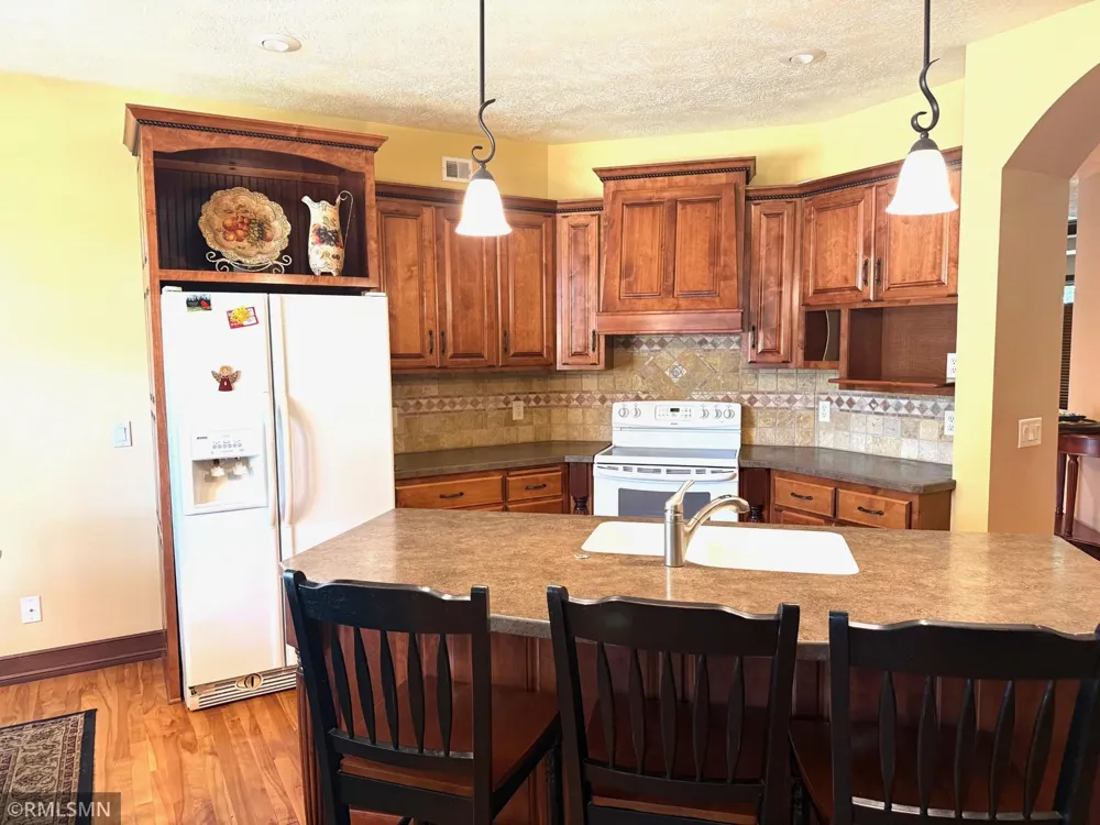 104 W Veterans Drive Luverne, MN 56156