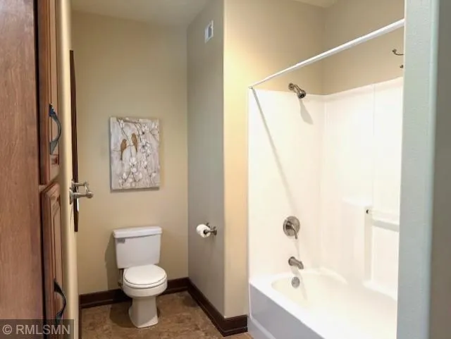 104 W Veterans Drive Luverne, MN 56156