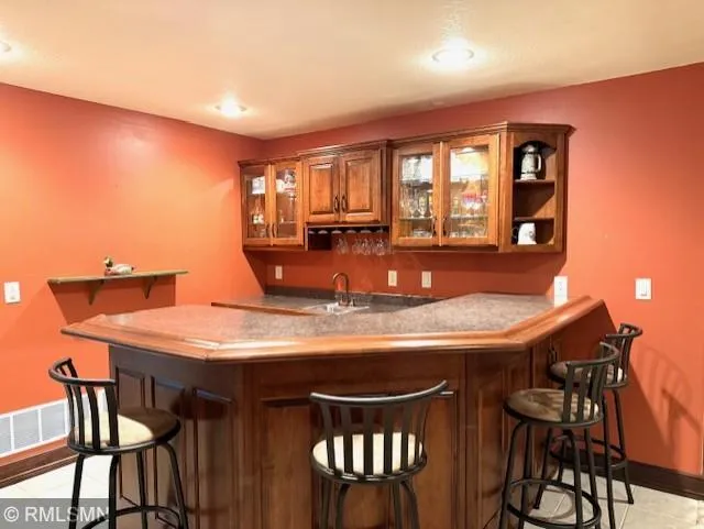 104 W Veterans Drive Luverne, MN 56156