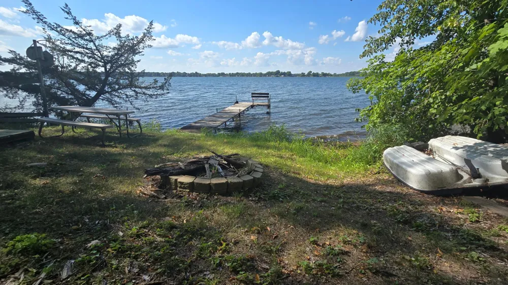 11305 Hollister Avenue NW Maple Lake, MN 55358