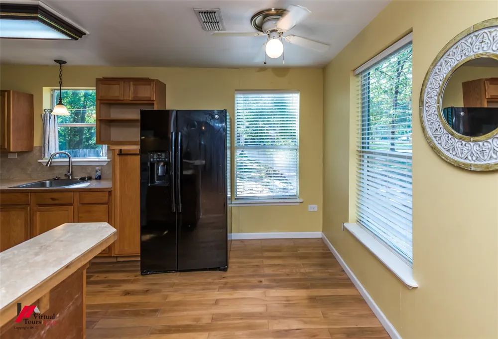 6239 S Lakeshore Drive Shreveport, LA 71119