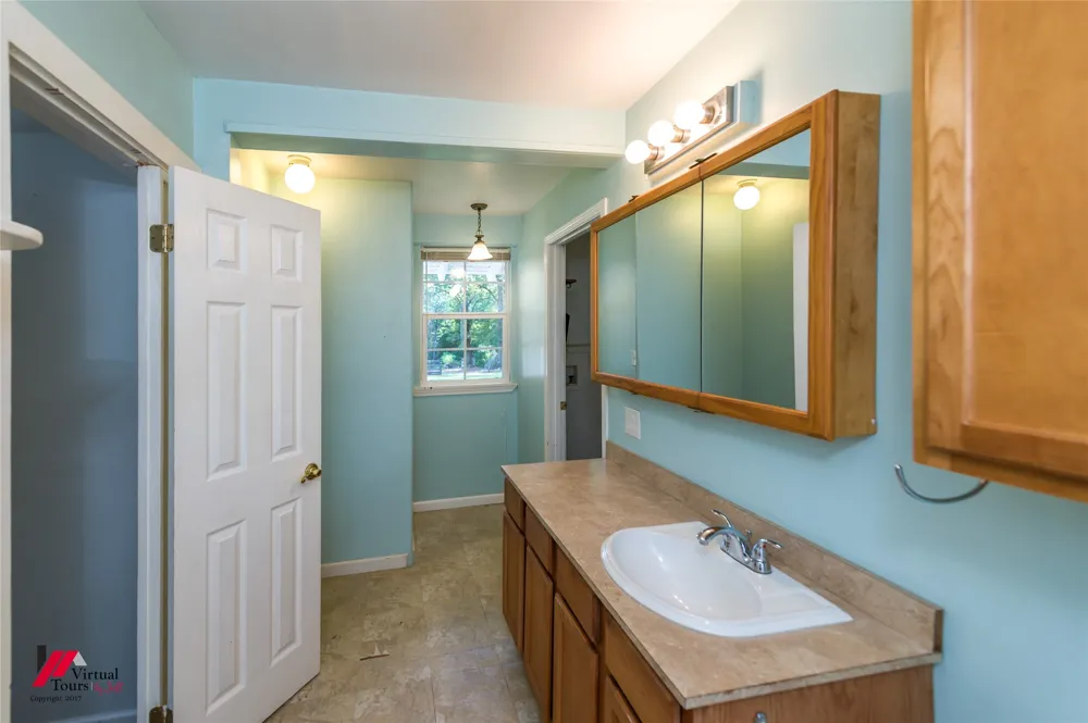 6239 S Lakeshore Drive Shreveport, LA 71119