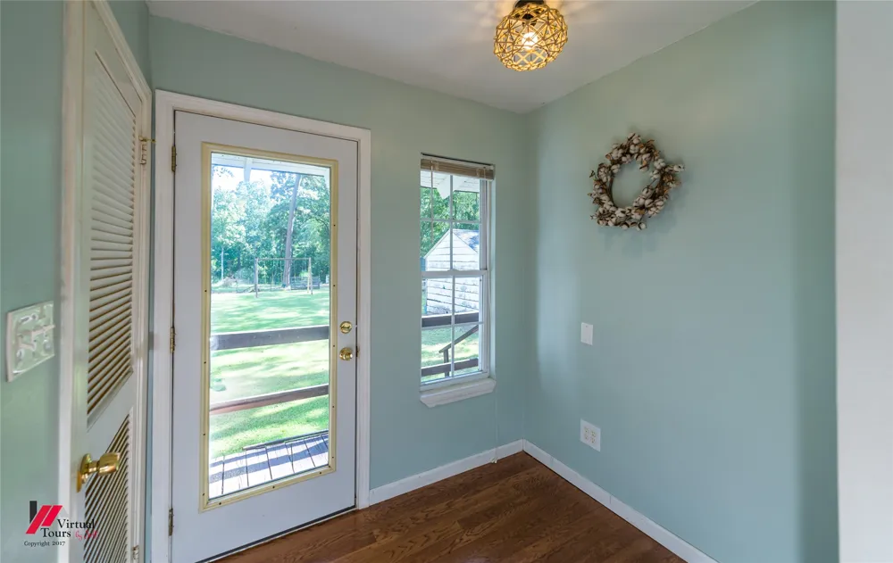 6239 S Lakeshore Drive Shreveport, LA 71119