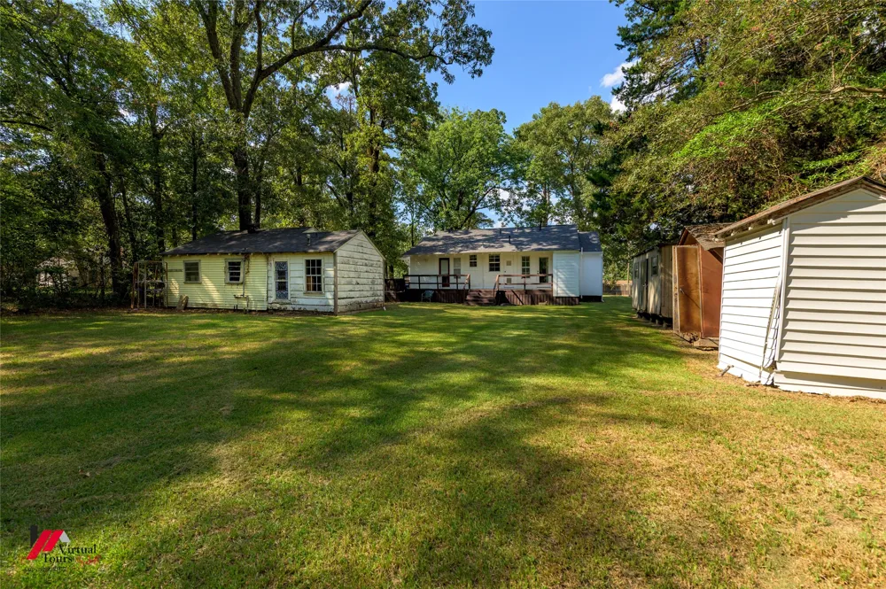 6239 S Lakeshore Drive Shreveport, LA 71119