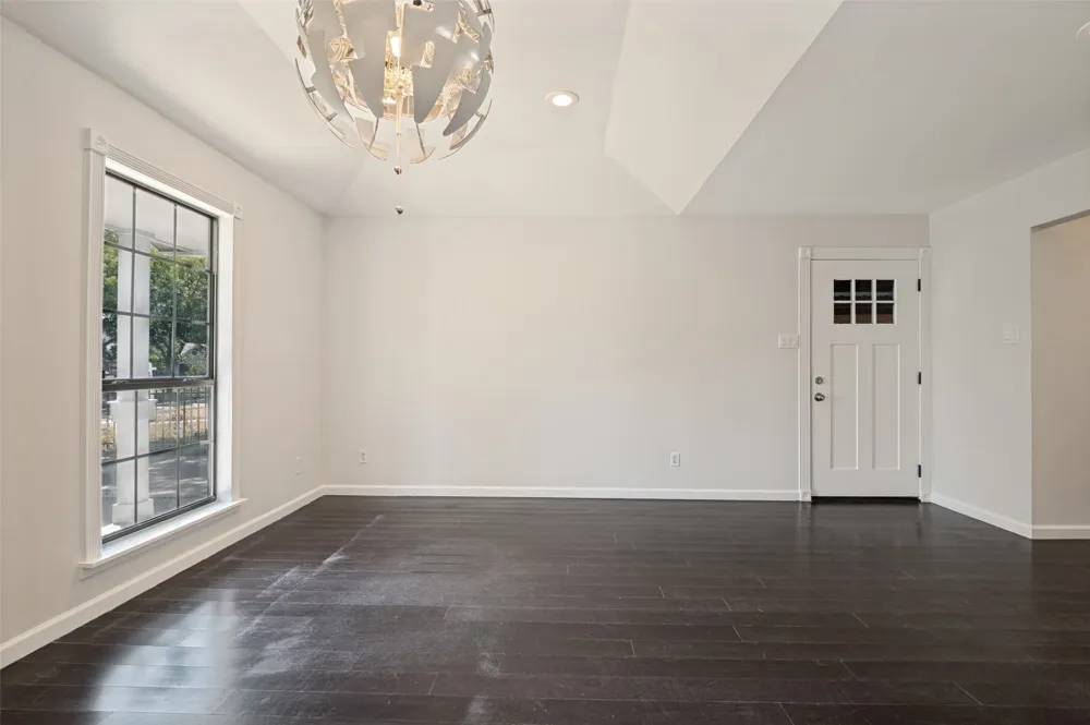 803 Hollywood Avenue Dallas, TX 75208