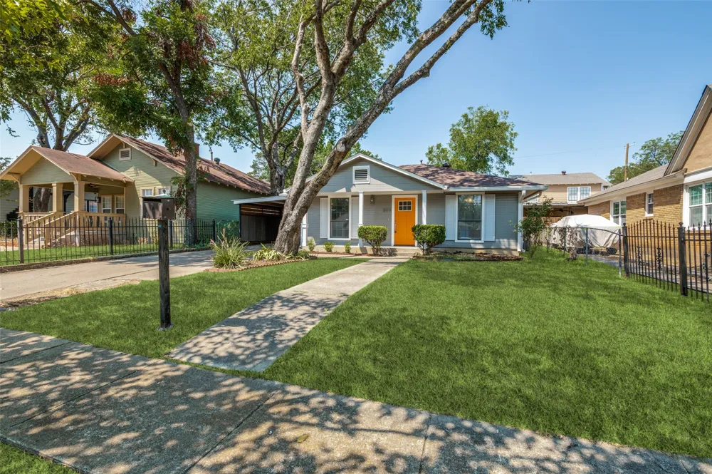 803 Hollywood Avenue Dallas, TX 75208