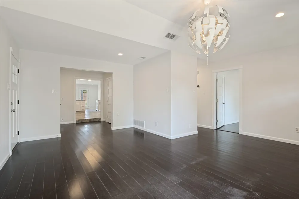 803 Hollywood Avenue Dallas, TX 75208