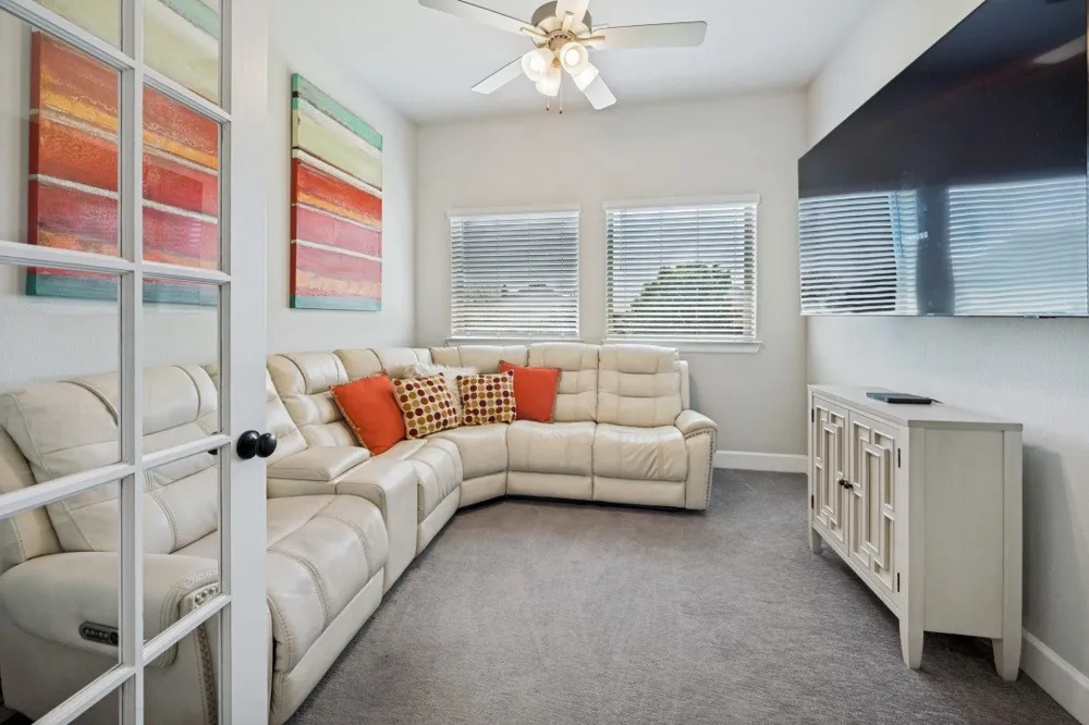 1511 Brandenburg Street Mansfield, TX 76063