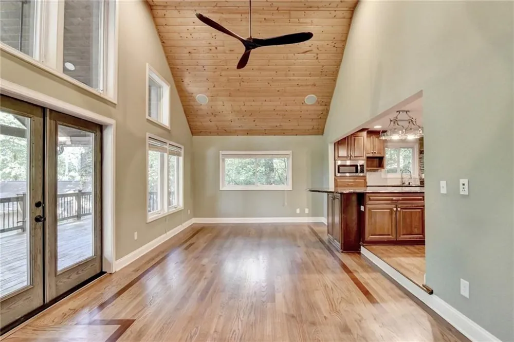 975 Timber Lake Trail Cumming, GA 30041