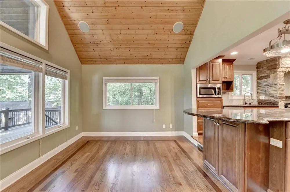 975 Timber Lake Trail Cumming, GA 30041
