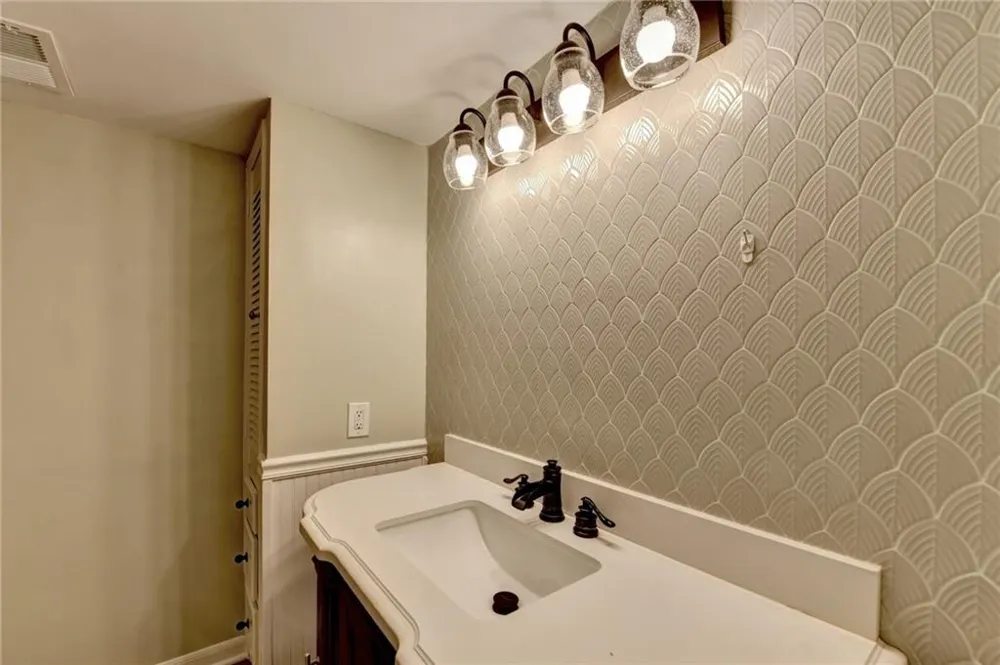 975 Timber Lake Trail Cumming, GA 30041