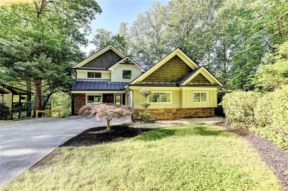 975 Timber Lake Trail Cumming, GA 30041