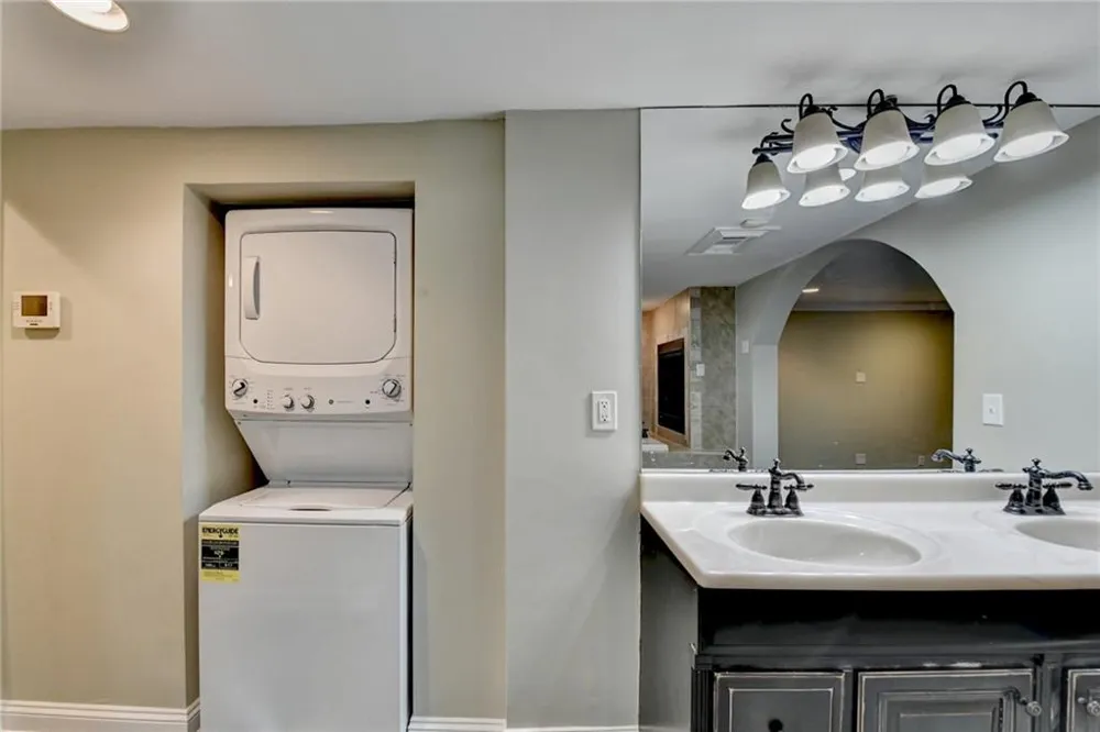 975 Timber Lake Trail Cumming, GA 30041