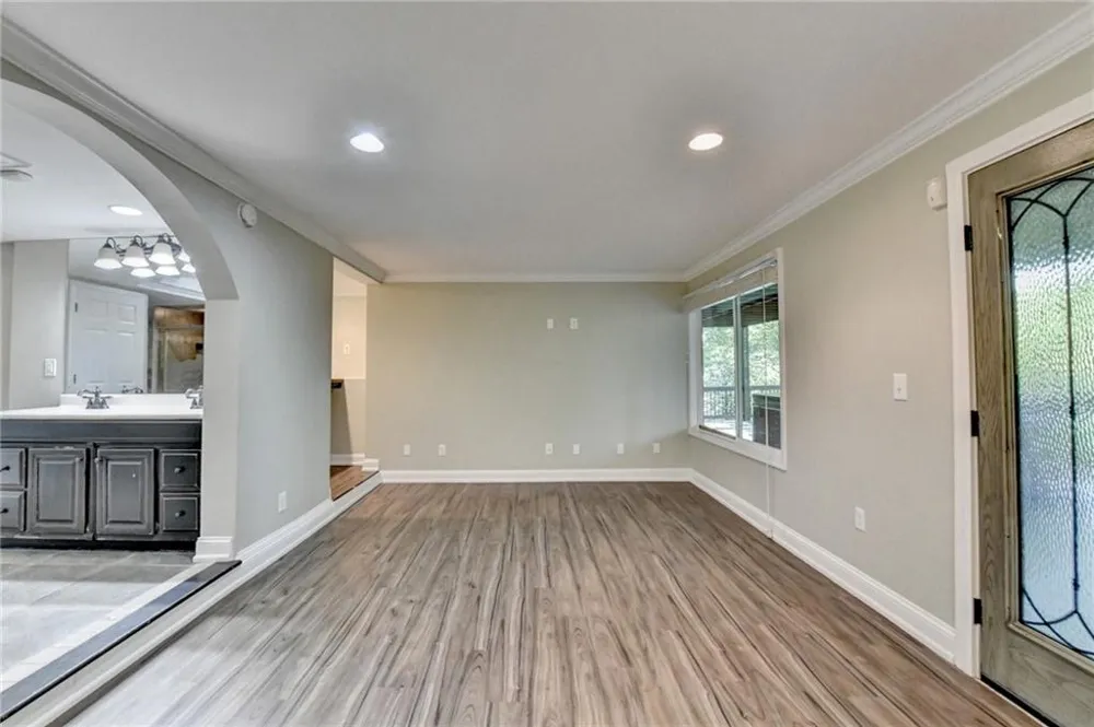 975 Timber Lake Trail Cumming, GA 30041