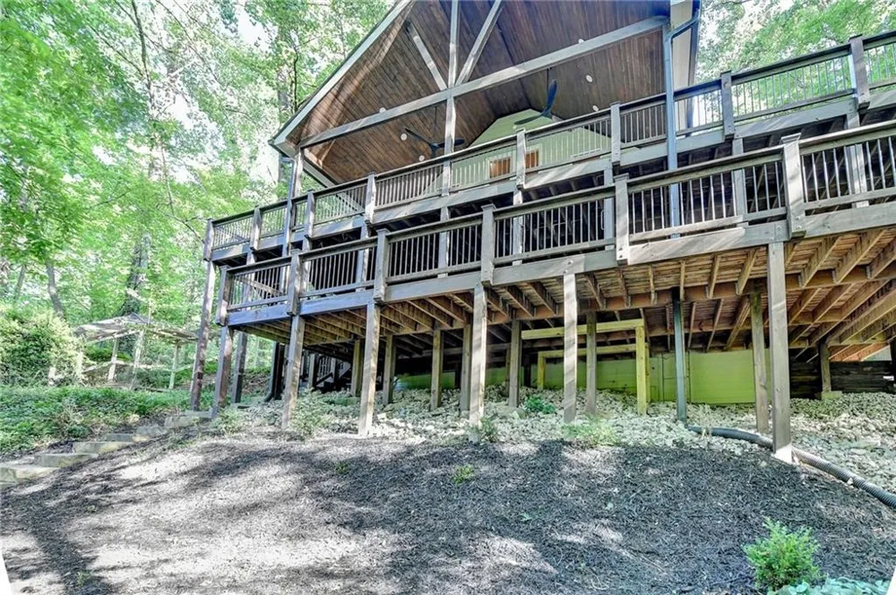 975 Timber Lake Trail Cumming, GA 30041