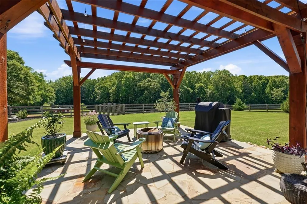 330 Taylor Path Dallas, GA 30157