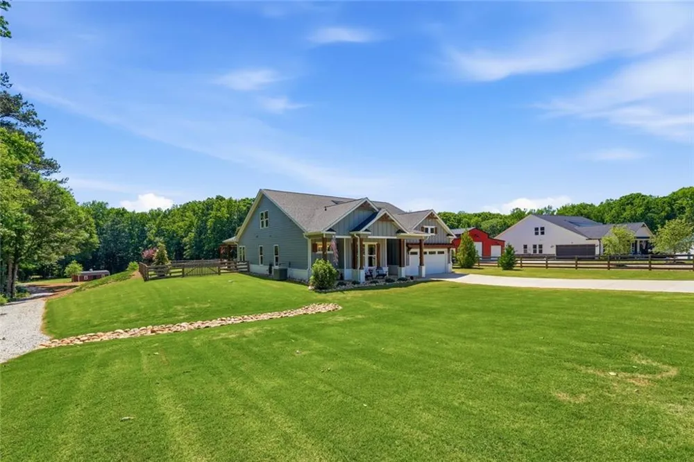 330 Taylor Path Dallas, GA 30157