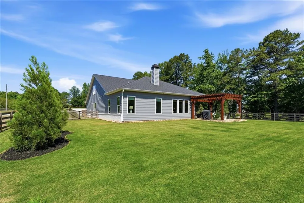 330 Taylor Path Dallas, GA 30157