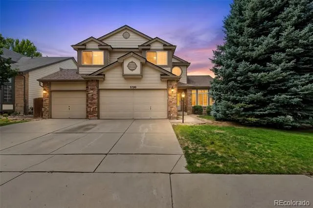 5790 S Danube Circle Aurora, CO 80015