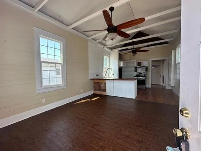 1707 18th Street Galveston, TX 77550
