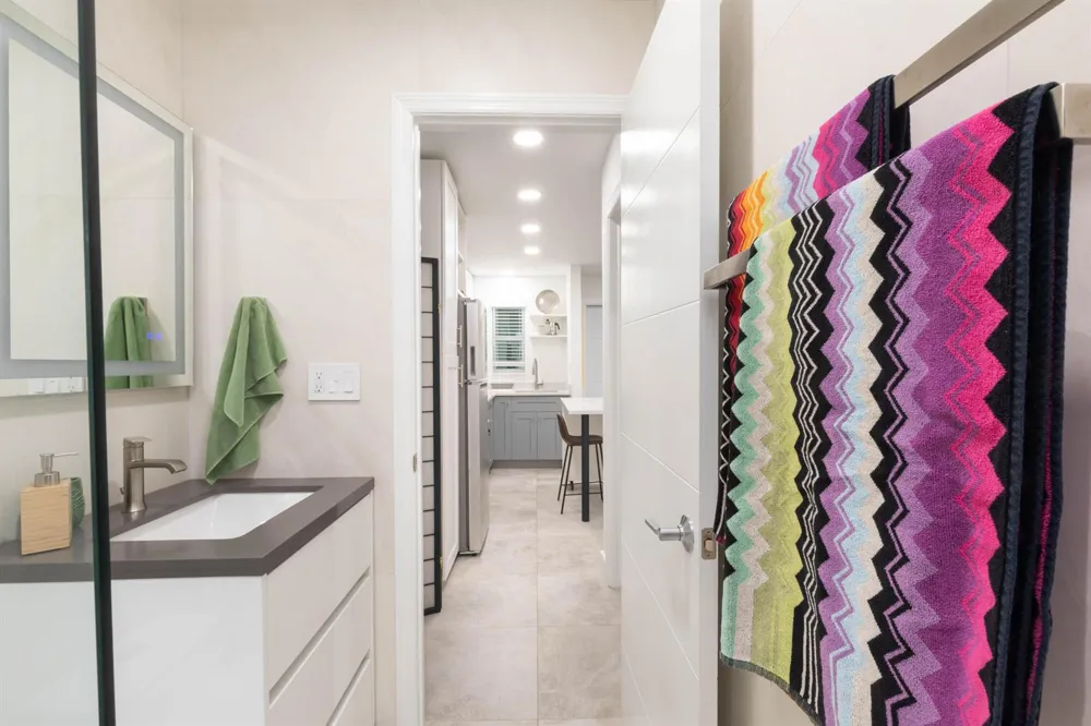 1826 JEFFERSON STREET Hollywood, FL 33020