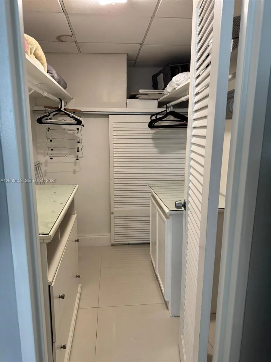 3801 S Ocean Dr #15A Hollywood, FL 33019