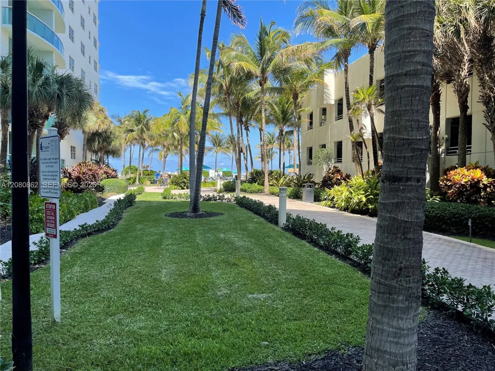 3801 S Ocean Dr #15A Hollywood, FL 33019