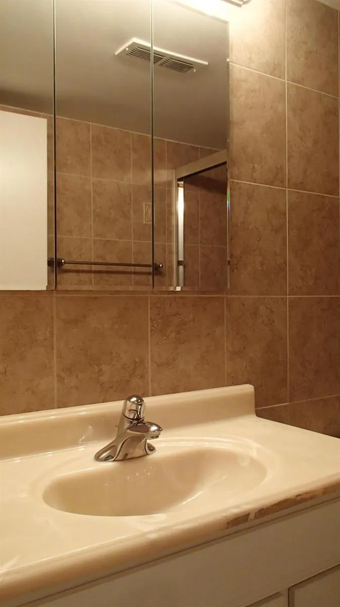 2895 SW 22ND AVENUE #1020 Delray Beach, FL 33445