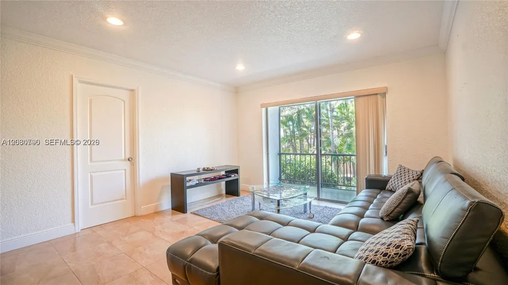 7915 SW 104th St #202G Miami, FL 33156