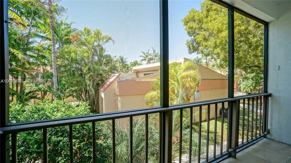 7915 SW 104th St #202G Miami, FL 33156