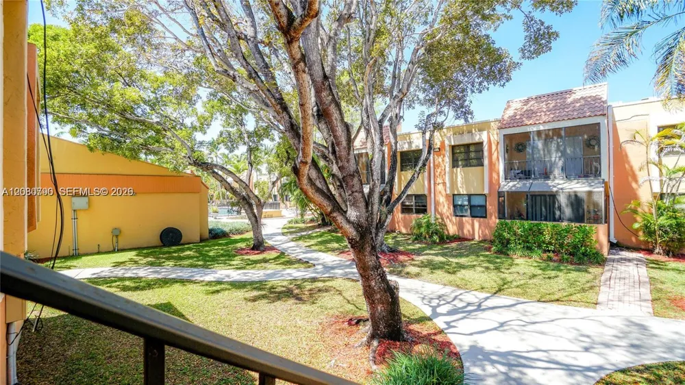 7915 SW 104th St #202G Miami, FL 33156