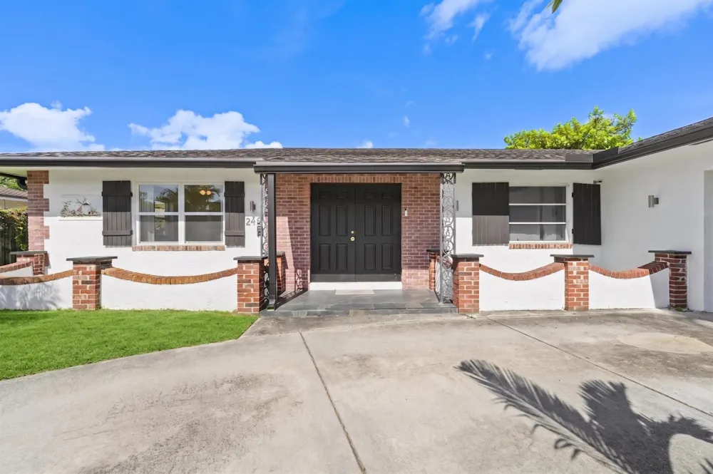 245 Sandpiper Avenue Royal Palm Beach, FL 33411