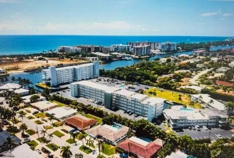 1511 SE 15th Court #306