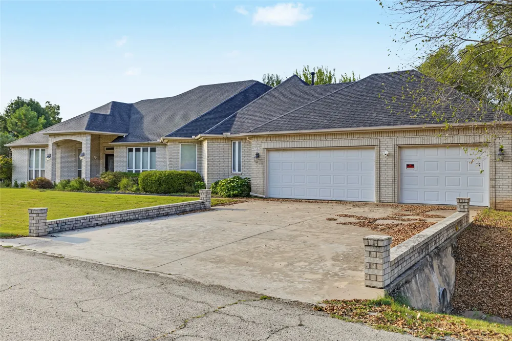 732 W 99th Street S Jenks, OK 74037