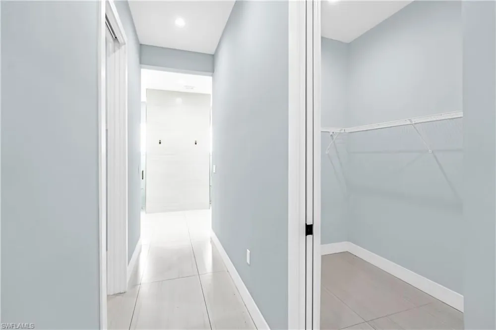 3677 8th Avenue NE Naples, FL 34120