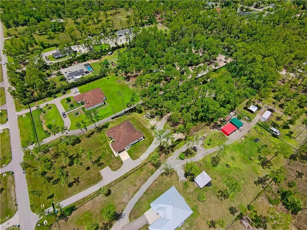 3677 8th Avenue NE Naples, FL 34120