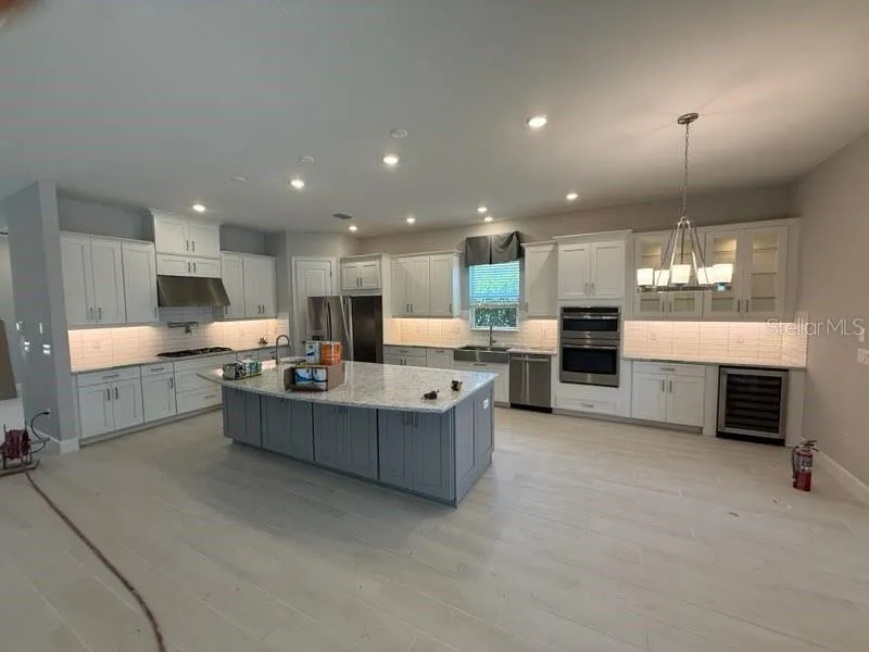8208 SUMMER NIGHT ROAD Sarasota, FL 34241
