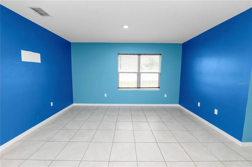 1810 EAGLE HAMMOCK BOULEVARD Eagle Lake, FL 33839