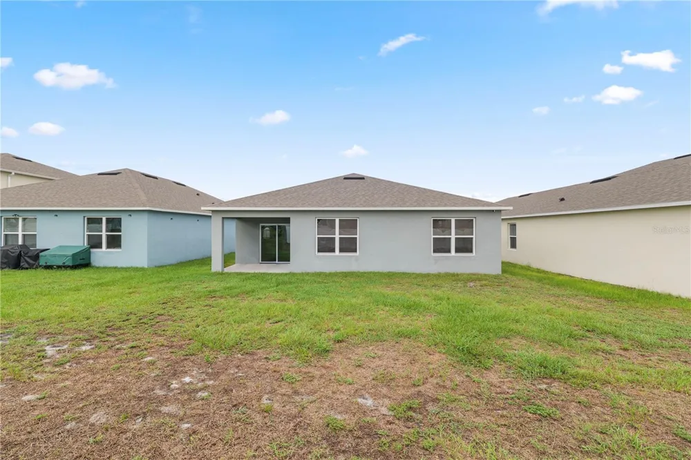 1810 EAGLE HAMMOCK BOULEVARD Eagle Lake, FL 33839