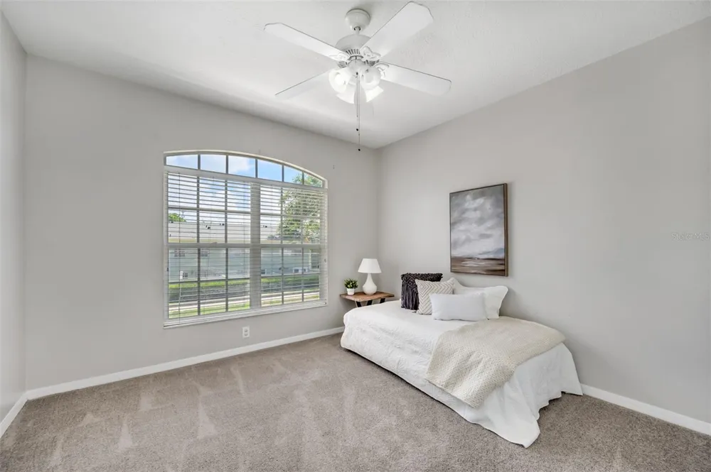 2101 W DE LEON STREET Tampa, FL 33606