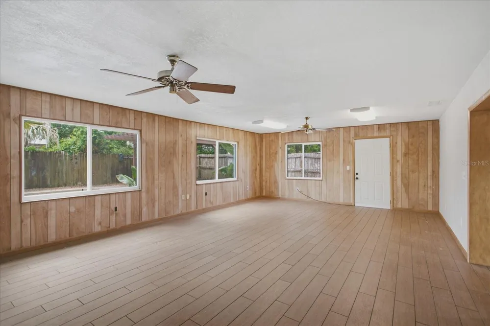 1412 ORMOND AVENUE Apopka, FL 32703