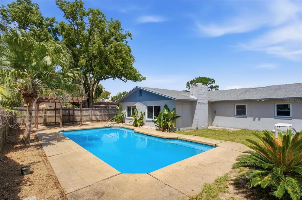 1412 ORMOND AVENUE Apopka, FL 32703