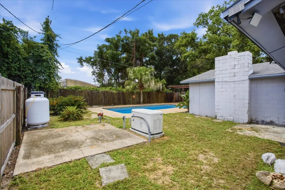 1412 ORMOND AVENUE Apopka, FL 32703