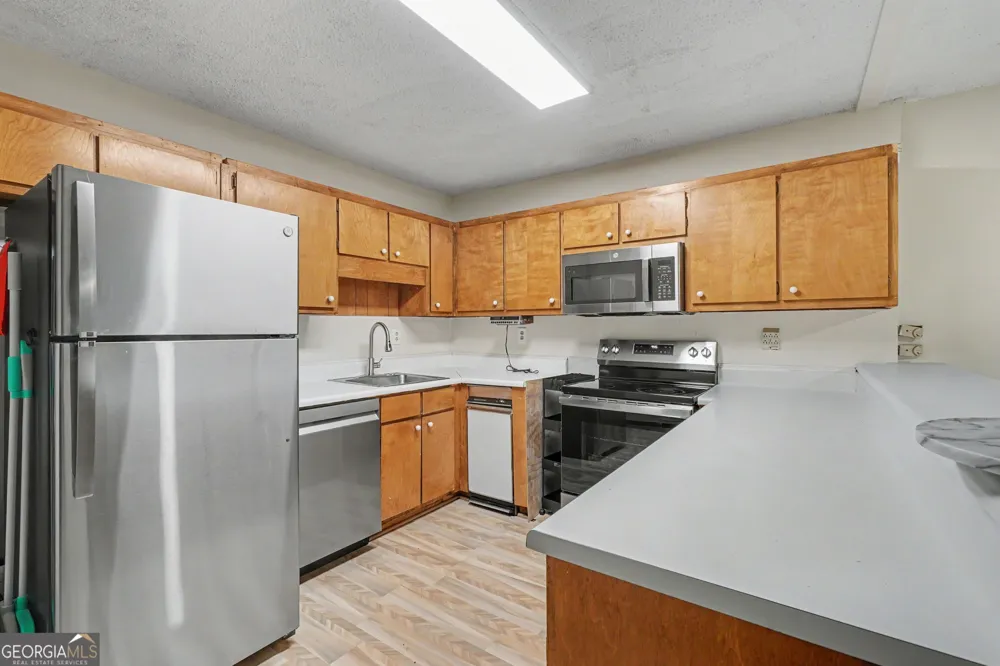 500 Hickory Hills TRL Stone Mountain, GA 30083