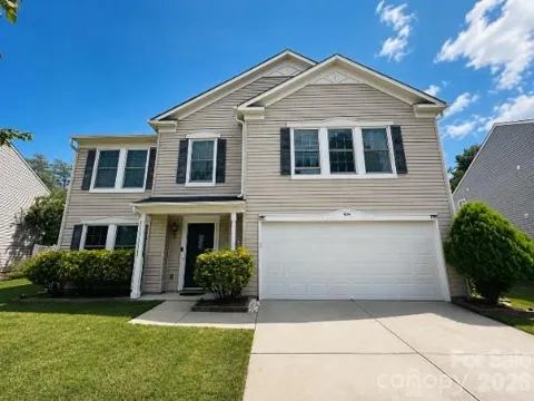 404 Inverness Lane