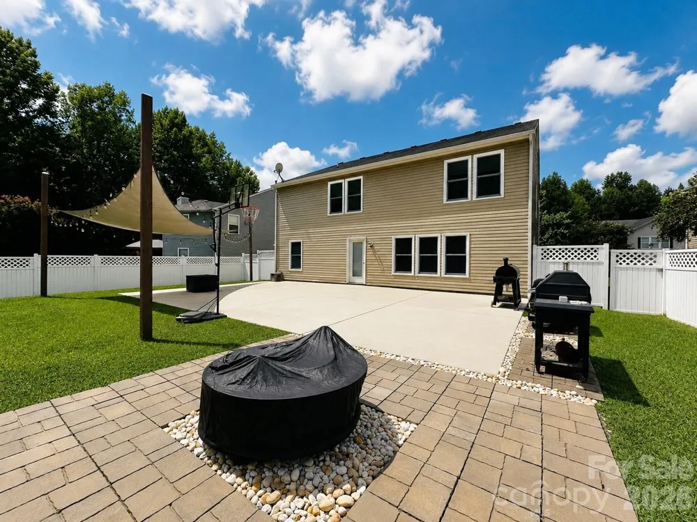 404 Inverness Lane Salisbury, NC 28146