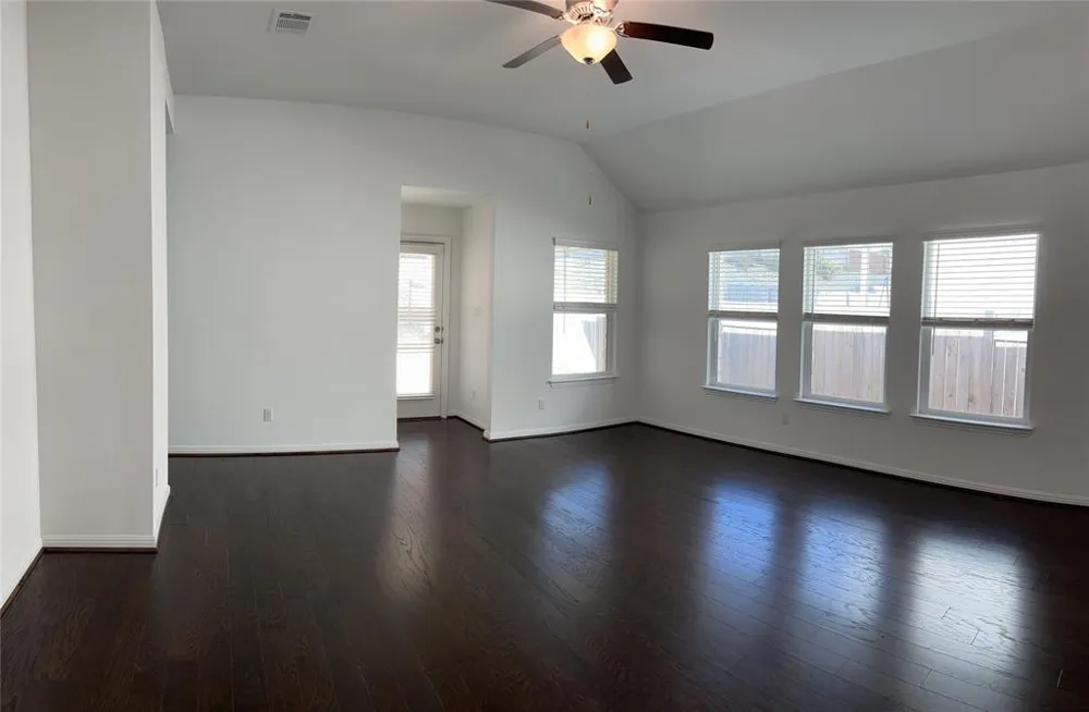 521 Panzano Drive Georgetown, TX 78628
