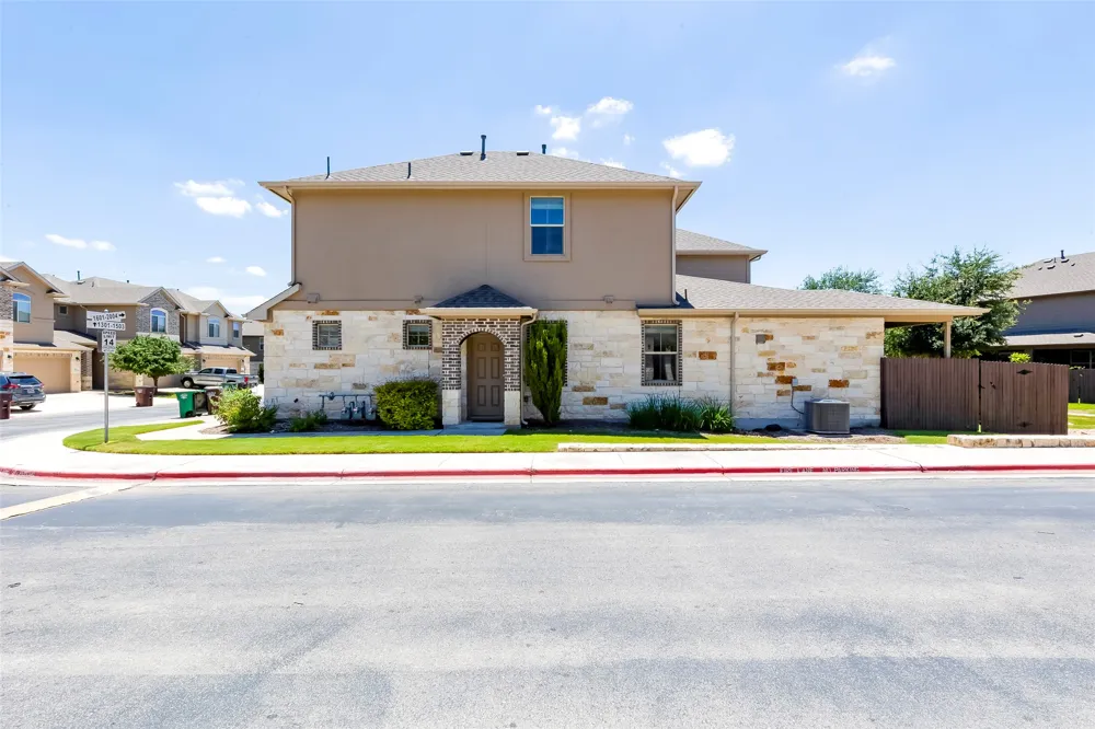 2880 Donnell Drive #1704 Round Rock, TX 78664