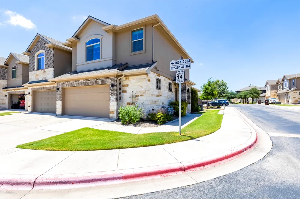 2880 Donnell Drive #1704 Round Rock, TX 78664